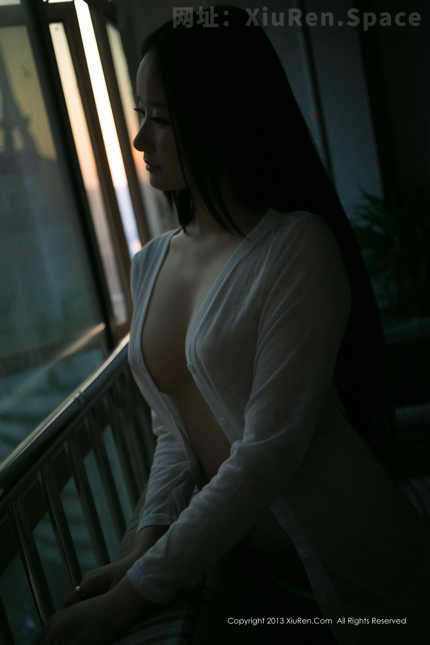 图片[5]-[XiuRen秀人网]VOL.008 95后乳神妹妹胡琦Seven性感内衣美胸诱惑写真46P-秀人网官方网站